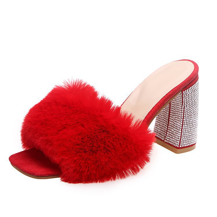 Damen Glamouröse Mules mit kuscheligem Kunstfell und glitzerndem Absatz R&B