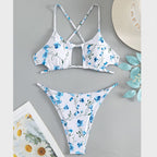 Damen Triangel-Bikini mit floralem Cut-Out-Design und verstellbaren Trägern
