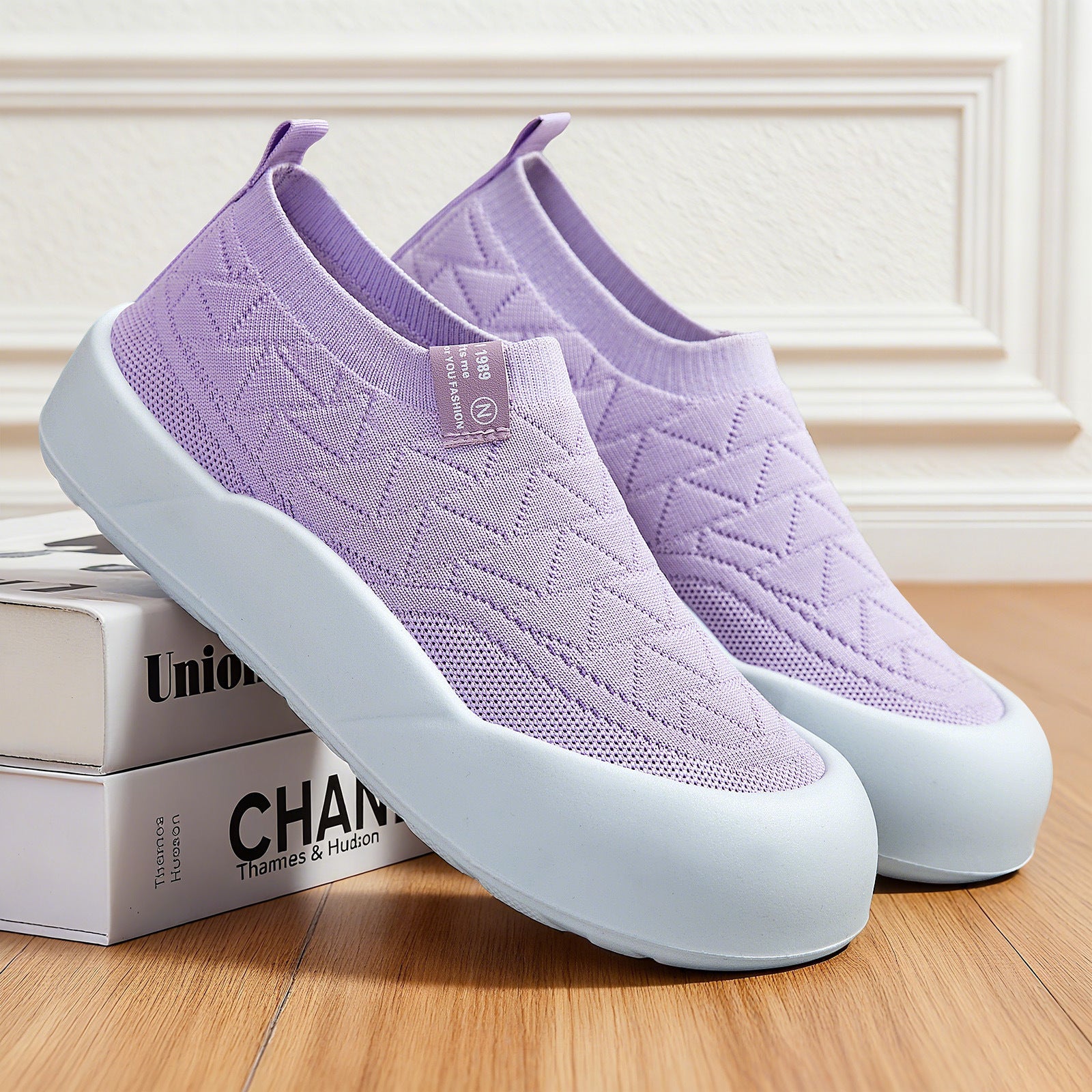 Damen Bequeme Slip-On Sneakers mit flexiblem Strickdesign R&B