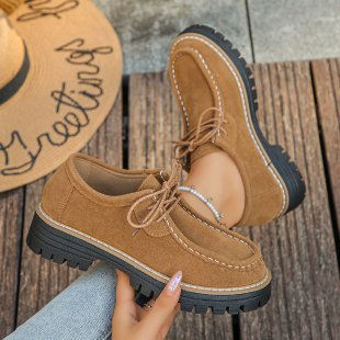 Damen modische Schnürschuhe mit robustem Profil und weichem Wildleder R&B