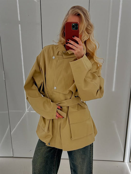 Damen Langer Trenchcoat mit breitem Kragen und taillierbarem Gürtel R&B