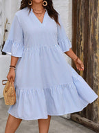 Damen gestreiftes Sommerkleid mit voluminösen Rüschensäulen und V-Ausschnitt R&B