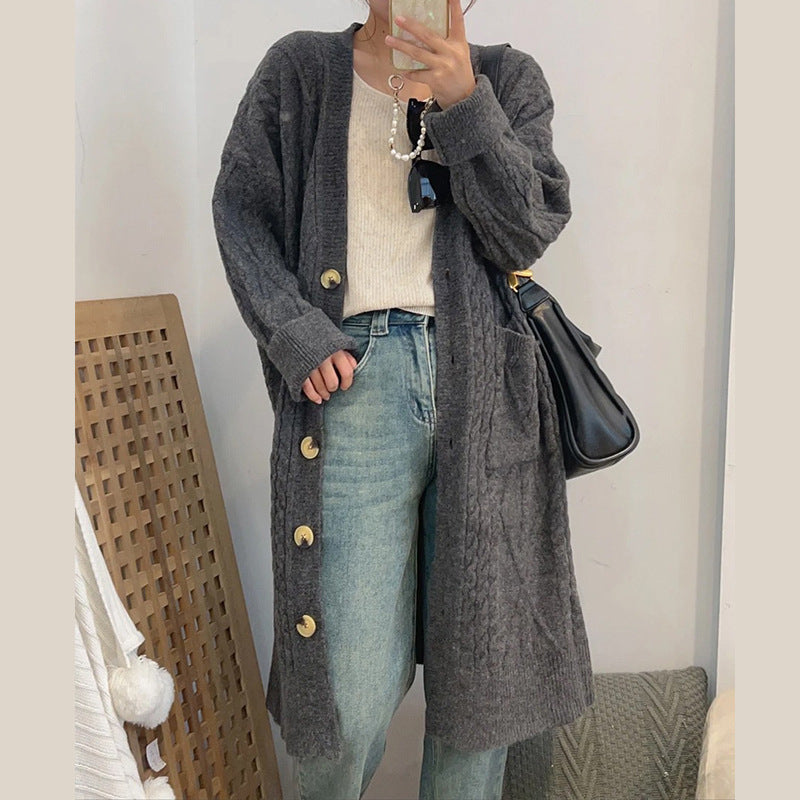 Damen Strickjacke mit Zopfmuster und Knopfverschluss R&B
