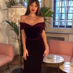 Damen figurbetontes Samtkleid mit schulterfreier Gestaltung und elegantem Sitz R&B