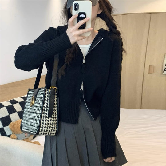 Damen Strickjacke mit hohem Kragen und Reißverschluss R&B