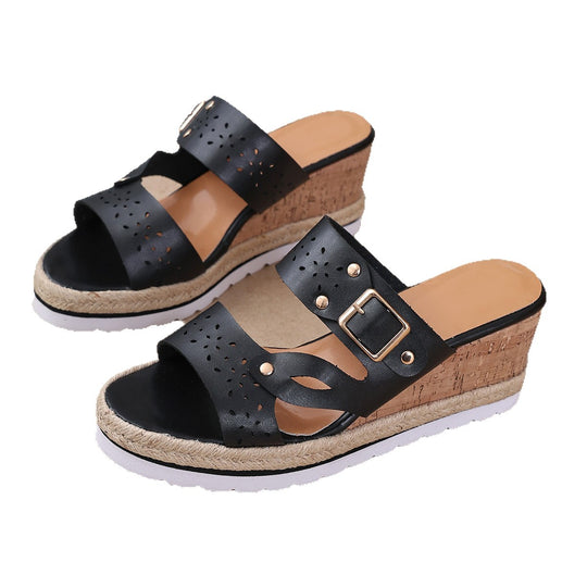 Damen Wedge-Pantoletten mit modischen Schnallen und floralem Cut-Out-Design R&B