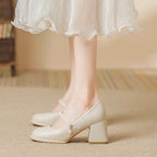 Damen elegante Mary Jane Schuhe mit Blockabsatz und Perlenakzent R&B