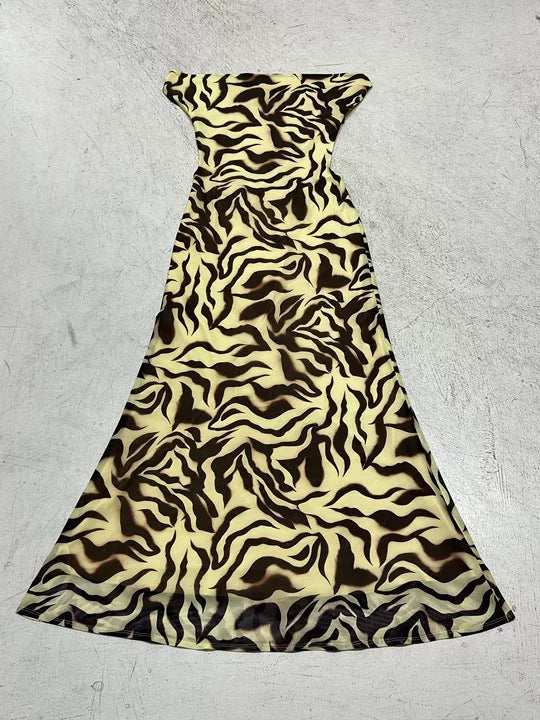 Damen Maxikleid im trendigen Tigerprint-Design mit verführerischem V-Ausschnitt und Spaghetti-Trägern R&B