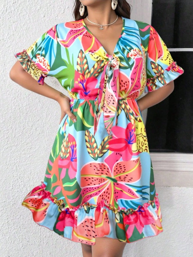 Damen sommerliches Kleid mit voluminösen Rüschen und floralem Design R&B
