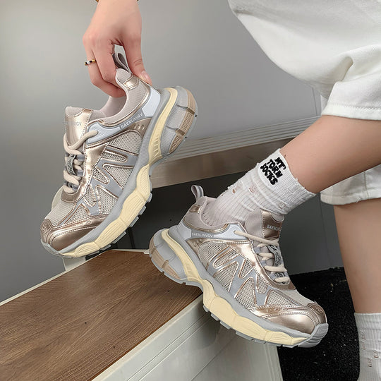 Damen sportliche Lauf Sneakers mit atmungsaktiver Mesh-Oberfläche und dämpfender Sohle R&B