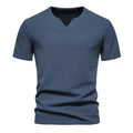 Herren Kurzarm T-Shirt mit modernem V-Ausschnitt und atmungsaktiver Struktur