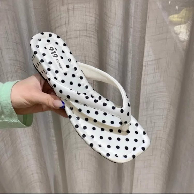 Damen komfortable Pantolette mit modischem Punktdesign R&B