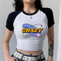 Damen Cropped T-Shirt mit auffälligem Druckdesign R&B