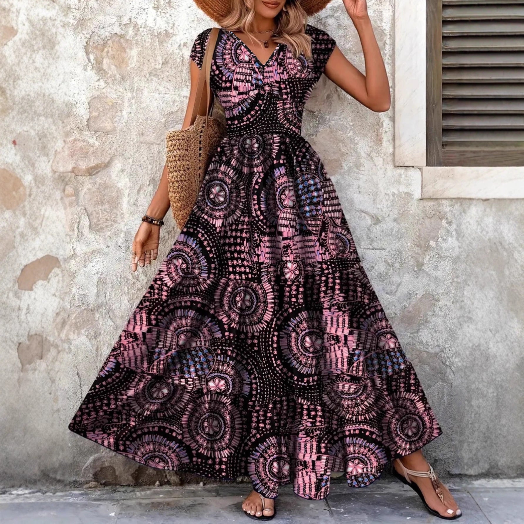 Damen Maxi-Kleid mit floralem Design und schmeichelndem V-Ausschnitt R&B