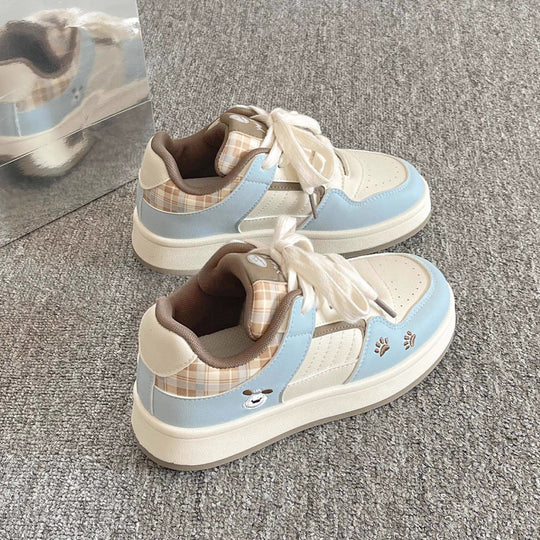 Damen Sneakers im lässigen Retro-Design mit karierten Akzenten und bequemer Sohle R&B