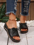 Damen Komfortable Ledersandalen mit geflochtenem Design und modischem Schleifenakzent R&B