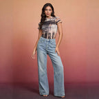 Damen Weit geschnittene Jeanshose mit markanten Nähdetails