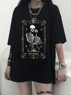 Damen T-Shirt mit künstlerischem Totenkopf-Motiv und lässigem Schnitt R&B