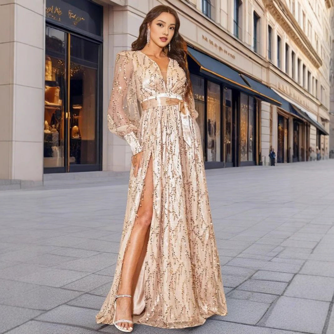 Damen Glamouröses Abendkleid mit schimmernden Pailletten und tiefem Schlitz EB