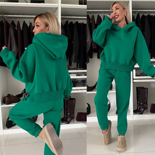 Damen Lässiges Sweatoutfit mit oversized Hoodie und bequemen Jogginghose R&B