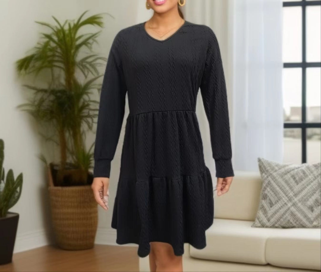 Damen lässiges Strickkleid mit voluminösem Saum und V-Ausschnitt R&B
