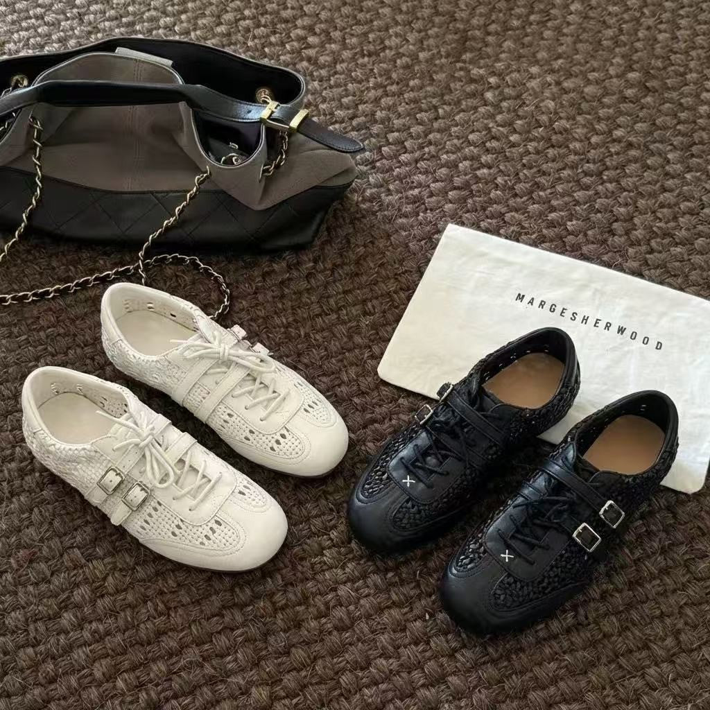 Damen Sneaker mit atmungsaktivem Obermaterial und innovativem Riemchensystem R&B
