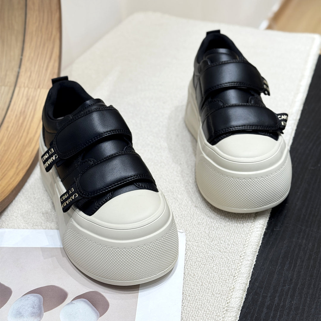 Damen Sneakers mit doppeltem Klettverschluss und hohen Plateau-Heel R&B
