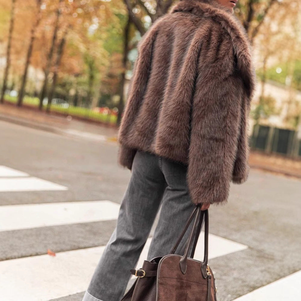 Damen Luxuriöse Kunstfelljacke mit voluminösen Ärmeln und breitem Revers R&B