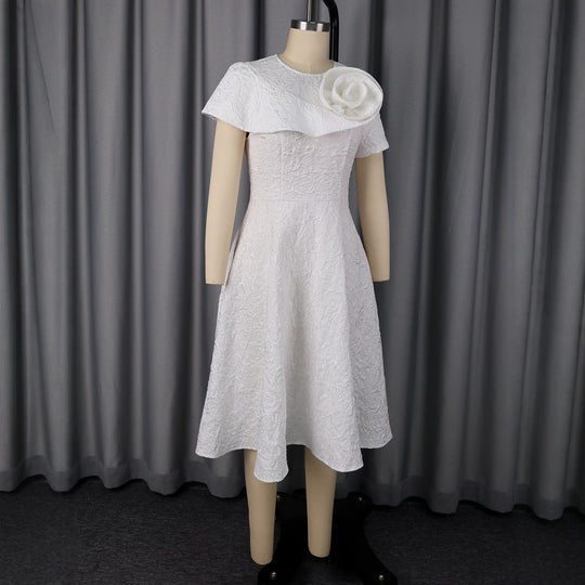 Damen festliches Kleid mit kunstvollem Blumendekor und wunderschöner Drapierung R&B