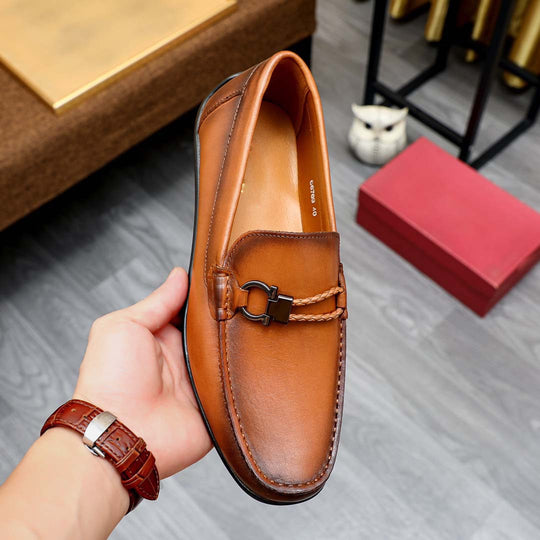 Herren Mokassins mit modischen Zierdetails und hochwertiger Lederoberfläche R&B