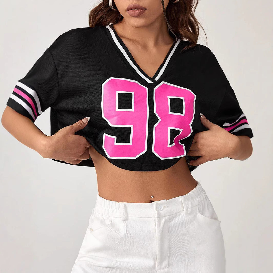 Damen Crop-Top mit sportivem V-Ausschnitt und grafischem Druck R&B
