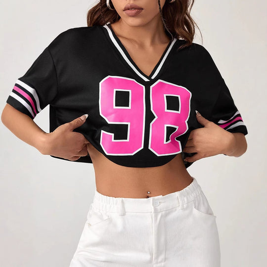 Damen Crop-Top mit sportivem V-Ausschnitt und grafischem Druck R&B