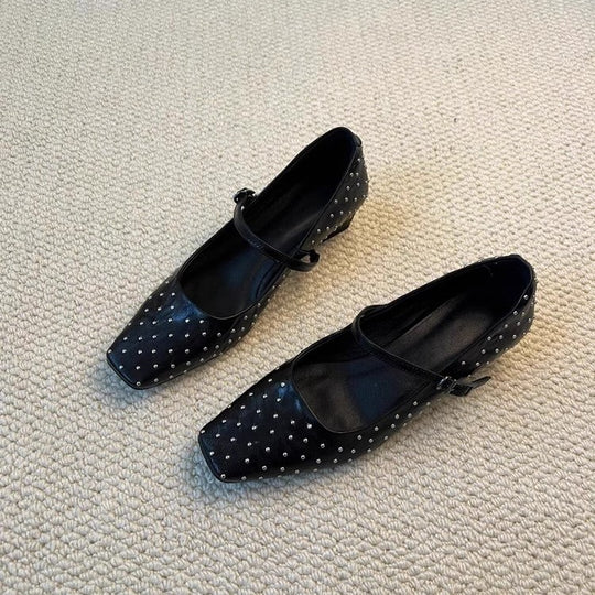 Damen Ballerinas mit dekorativen Nieten und Riemen von R&B