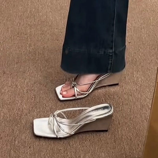 Damen elegante Wedgesandalen mit gekreuzten Riemen R&B