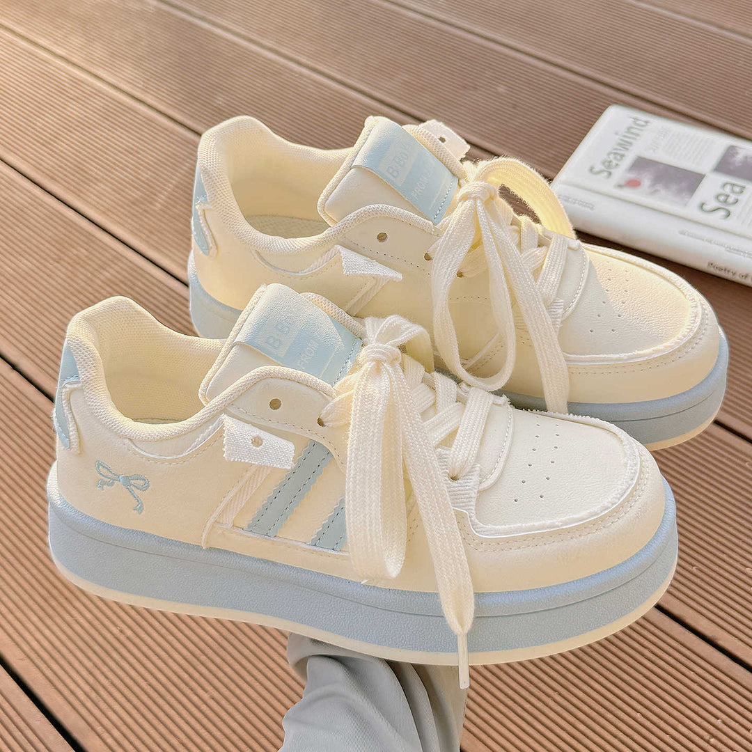 Damen Sportliche Sneakers mit modernen Akzenten und komfortabler Dämpfung R&B