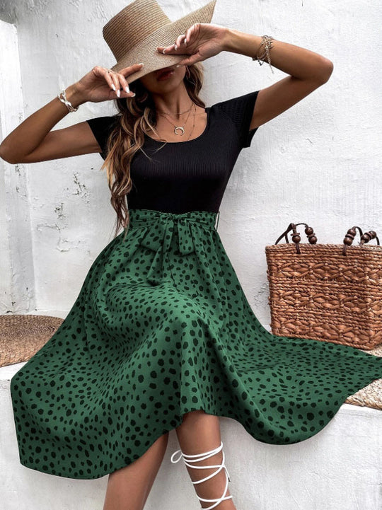 Damen Polka-Dots Kleid mit weitem Rock und Taillengürtel R&B