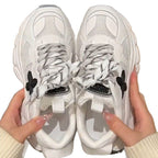 Damen Komfortable und stylische Chunky Sneakers mit dekorativem Blumen-Element R&B