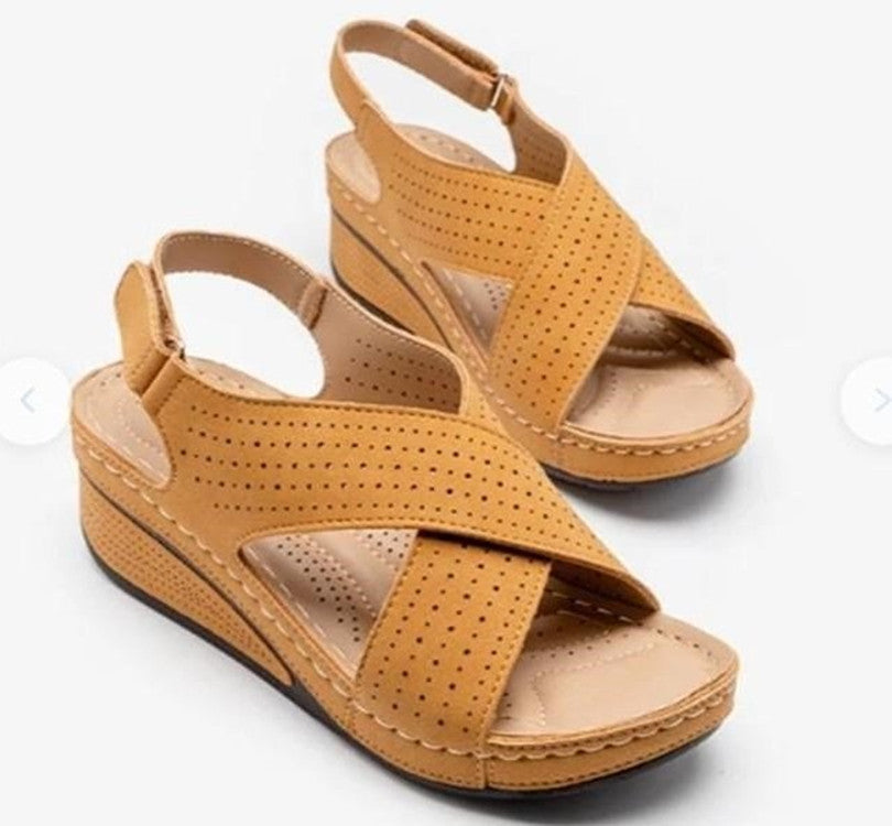 Damen Wedge-Sandalen mit atmungsaktiven Einsätzen und komfortablem Fußbett R&B