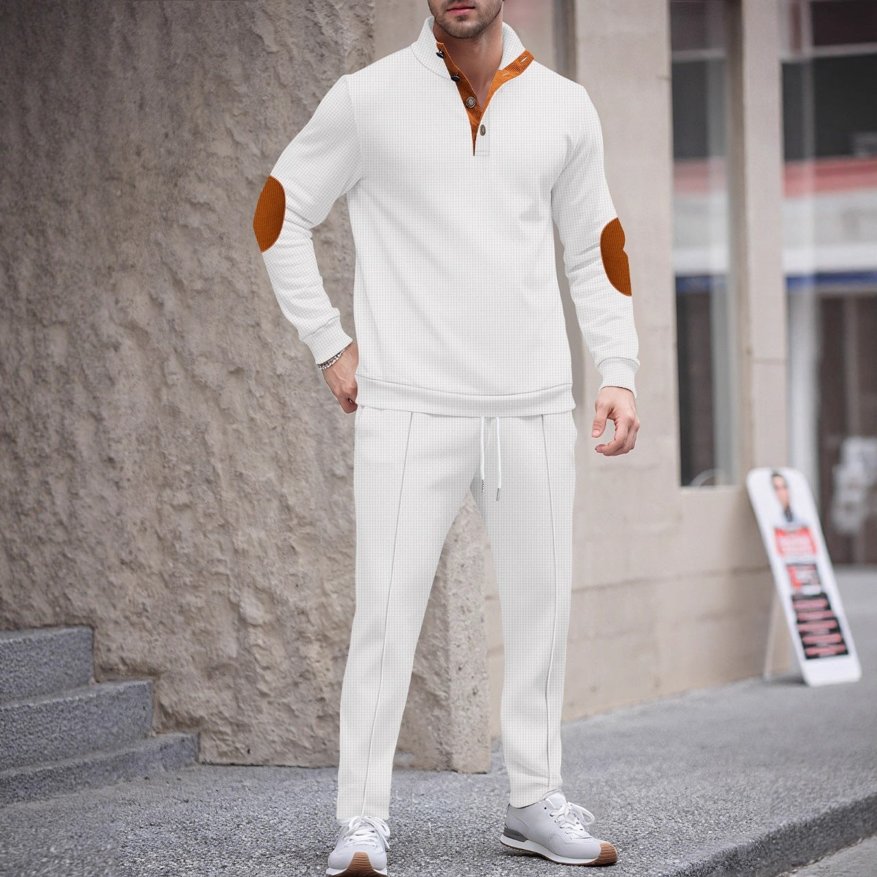 Herren Sportanzug im lässigen Design R&B