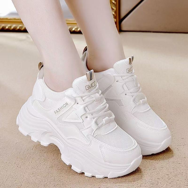 Damen Chunky Sneakers mit sportlichem Design und atmungsaktiver Obermaterialkombination