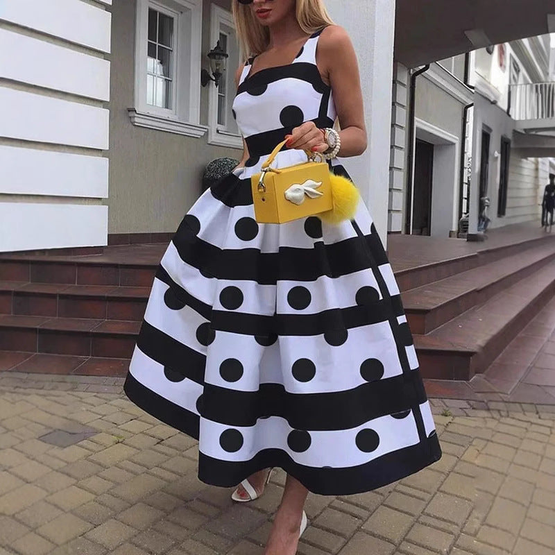 Damen Elegantes Midi-Kleid mit strukturiertem Polka-Dot-Design und schwingendem Rock R&B