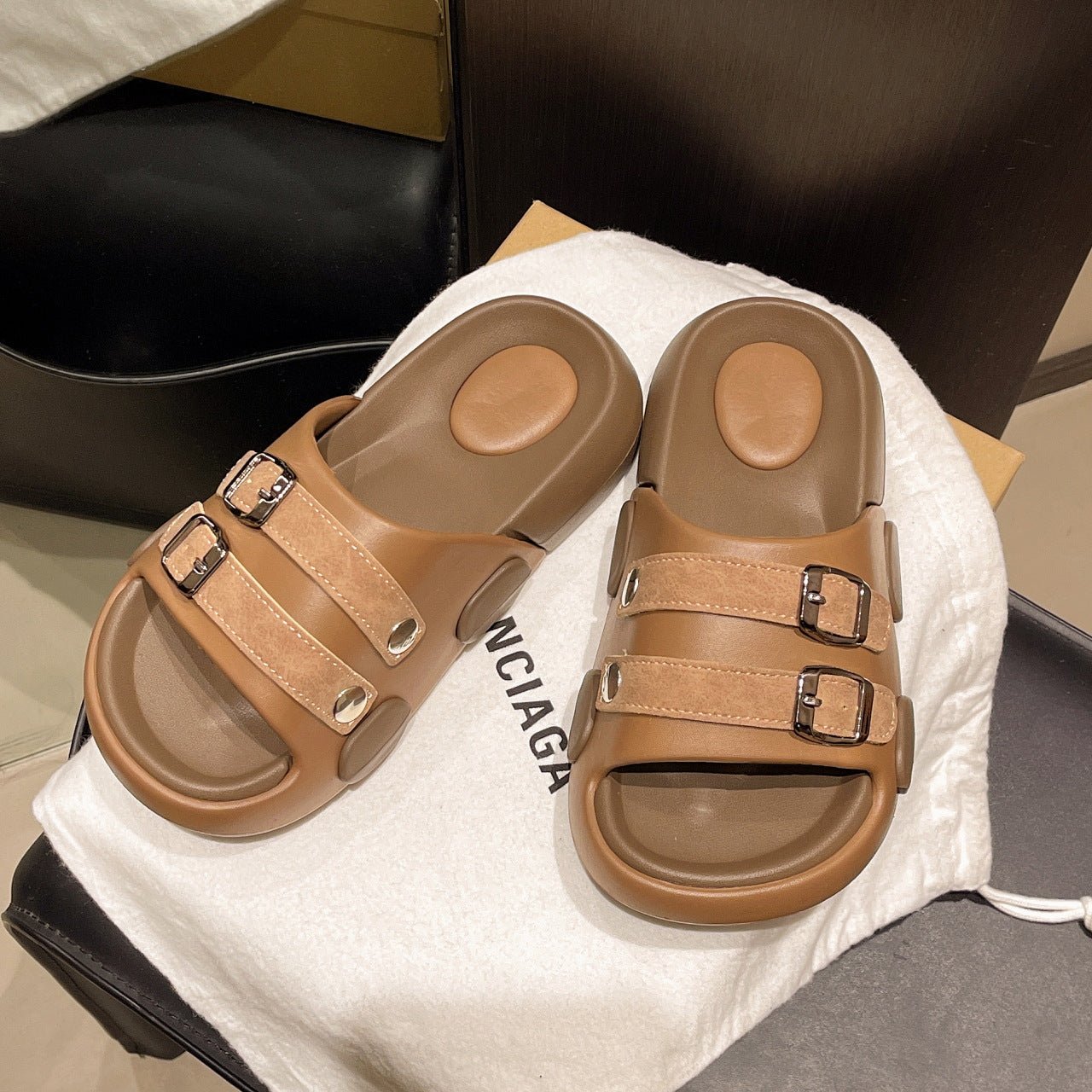 Damen Komfortable Sandalen mit Schnallen EB