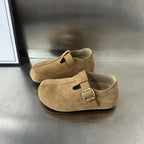 Damen Veloursleder Clogs mit verstellbarem Riemen und anatomischem Fußbett R&B