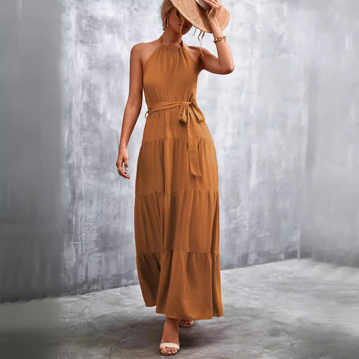 Damen Maxikleid mit schickem Halterdesign und fließendem Rock R&B