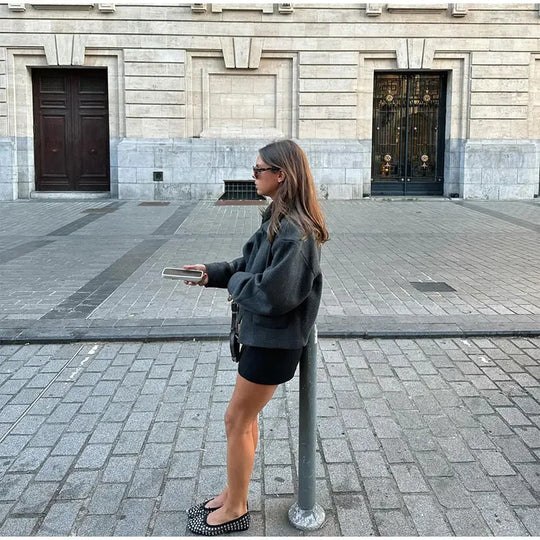 Damen Urbaner Oversize-Wolljacke mit praktischen Taschen R&B
