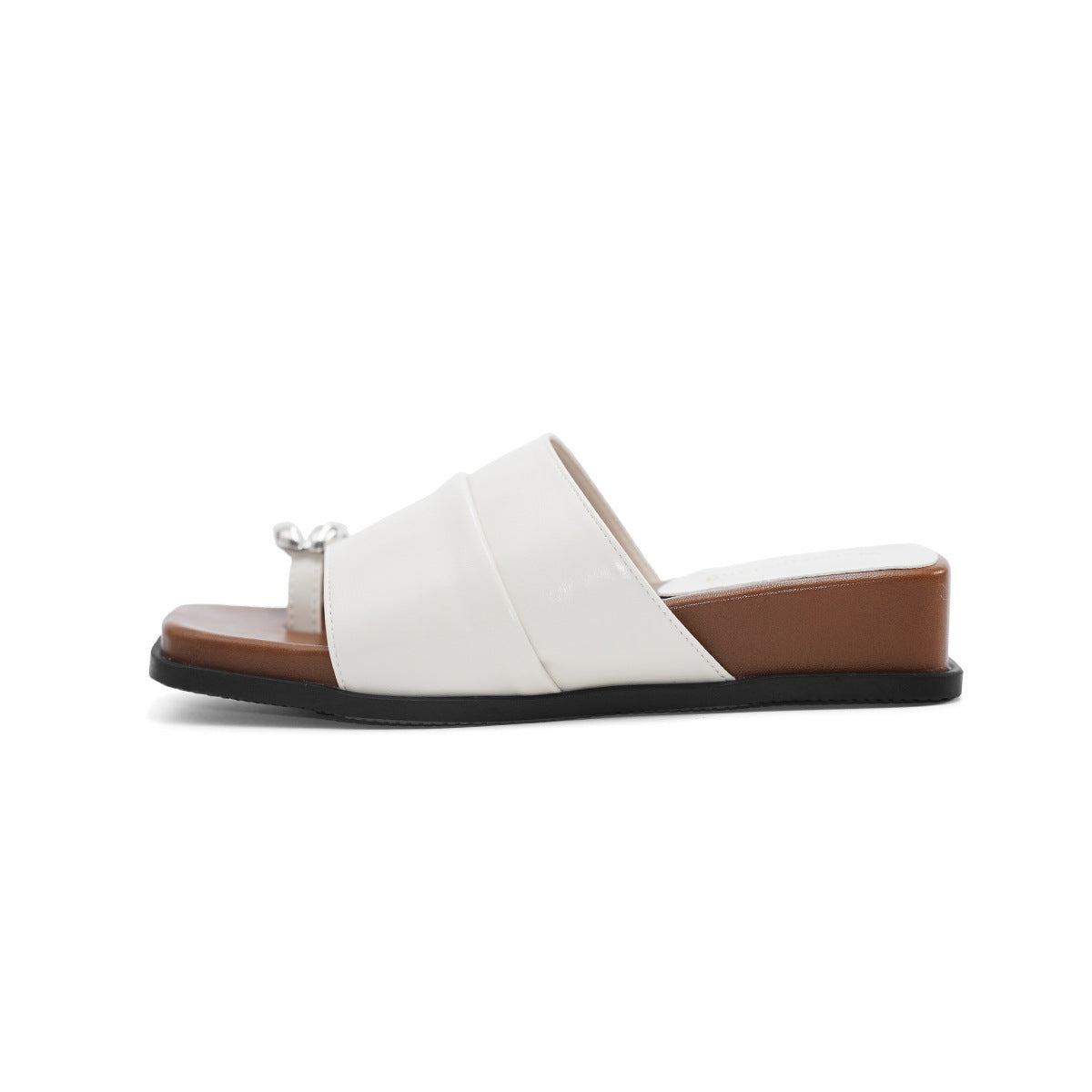 Damen Elegante Mules mit modischem Riemendesign und geschmackvollem Knopfdetail