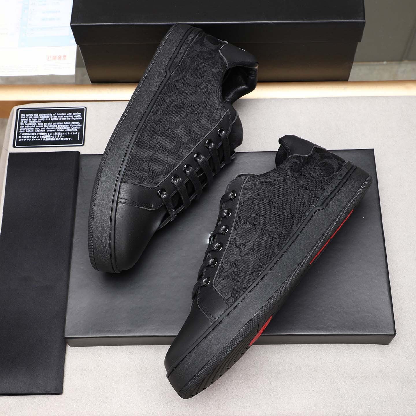 Damen Hochwertige Freizeitsneaker mit modischem Oberflächenmuster und rutschfester Sohle R&B