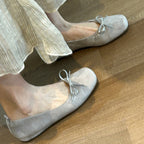 Damen Ballerinas aus weichem Veloursleder mit dekorativem Schleifendetail R&B