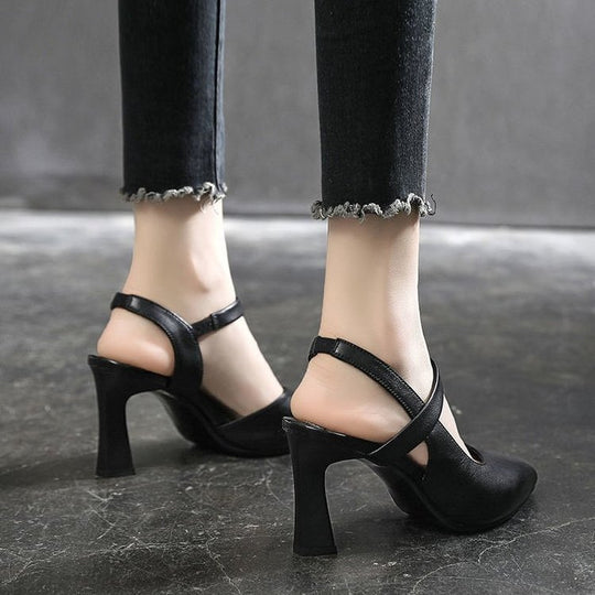 Damen Slingpumps mit verstellbarem Riemen und eleganter Absatzhöhe R&B