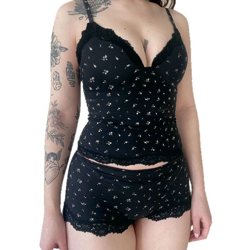 Damen Nachtwäsche-Set mit zarten Spitzenakzenten und verspieltem Blumenmuster R&B